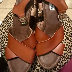 Steve Madden Brown Leather Wedges
